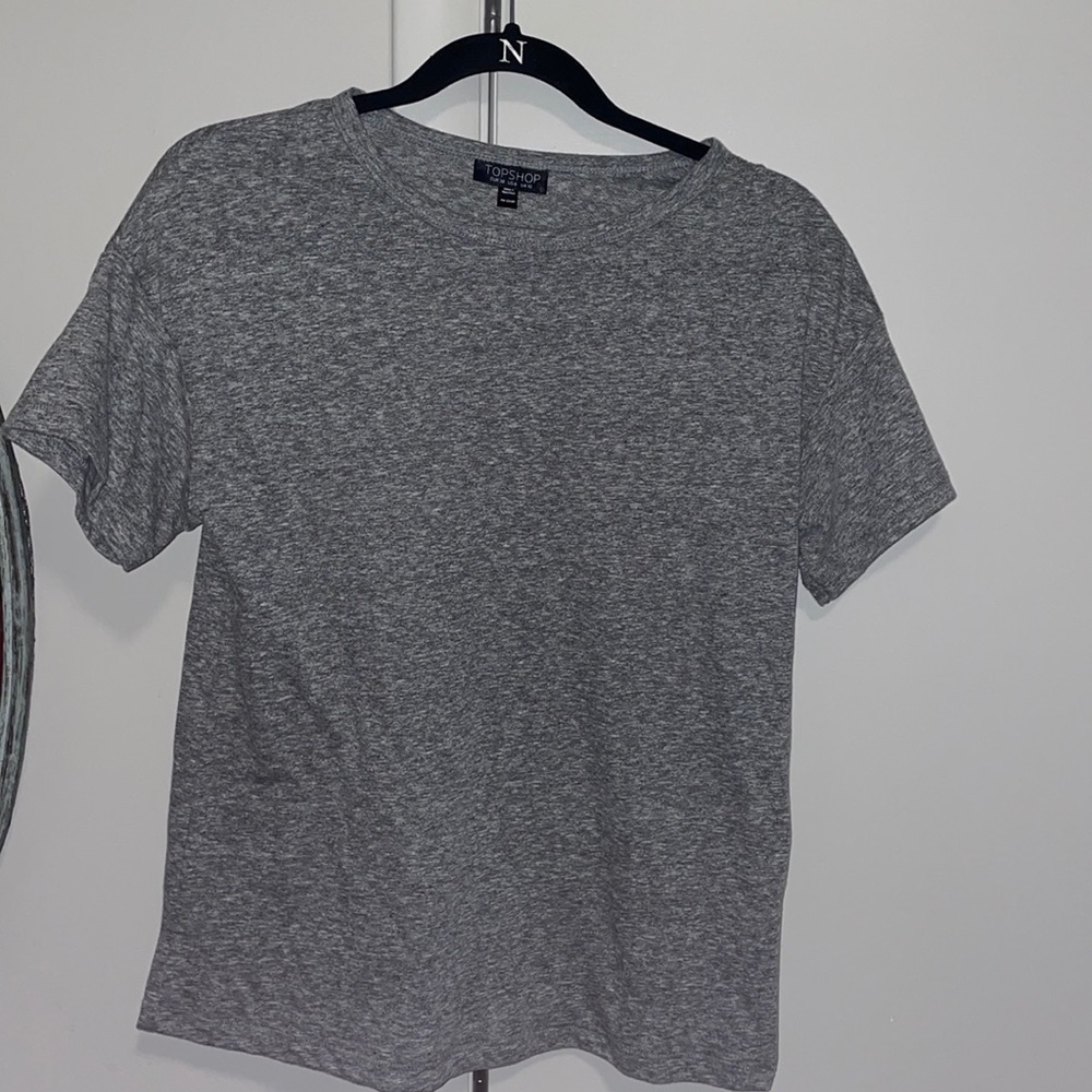 Gray scoop neck tee